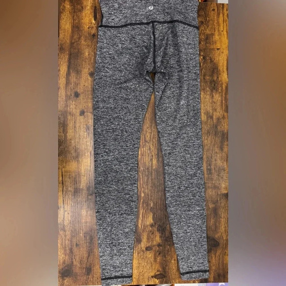 Lululemon Wunder Under Low Rise Tight Size 4 - Picture 10 of 11